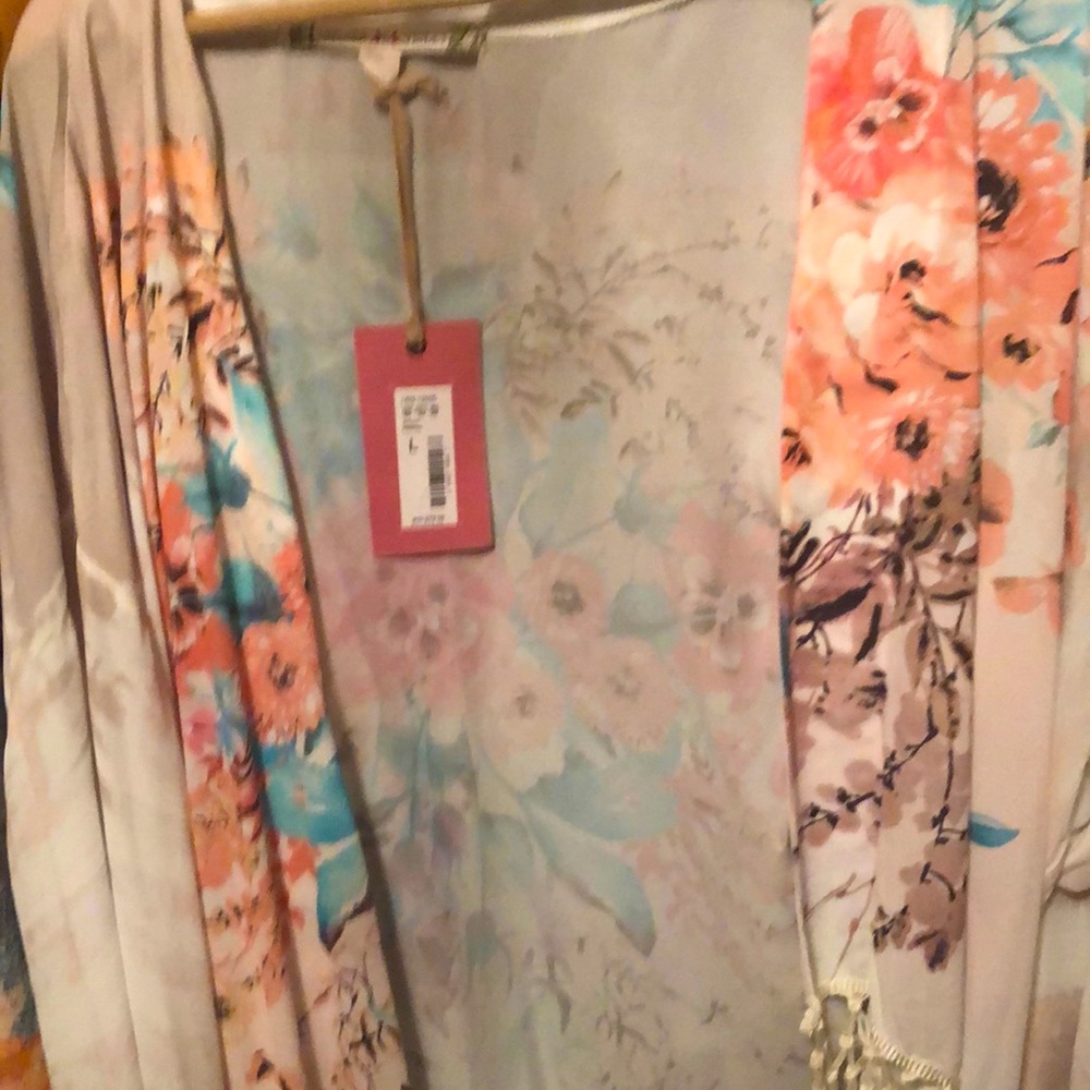Chelsea and Violet jacket printed size large
